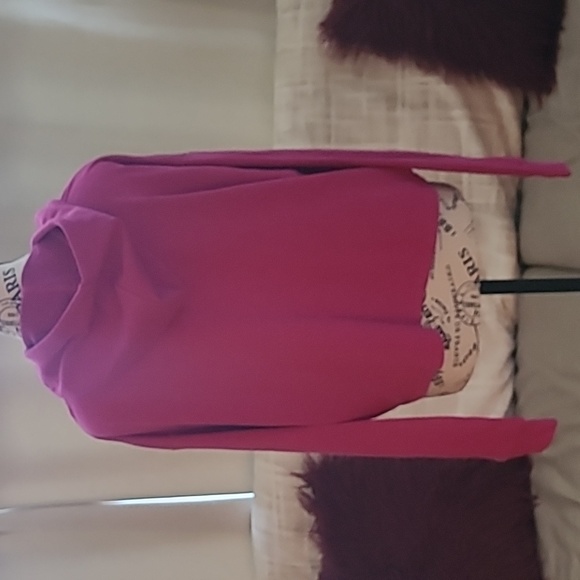 Puma womans crop hoodie. Size large. - Picture 2 of 6